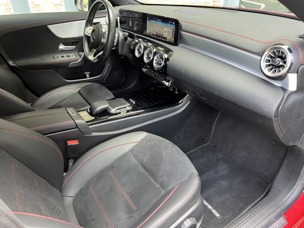 MERCEDES-BENZ CLA Coupé CLA 200 d Coupé AMG Line  