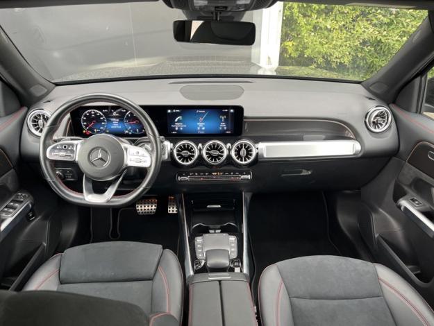 MERCEDES-BENZ GLB 200 d AMG Line  