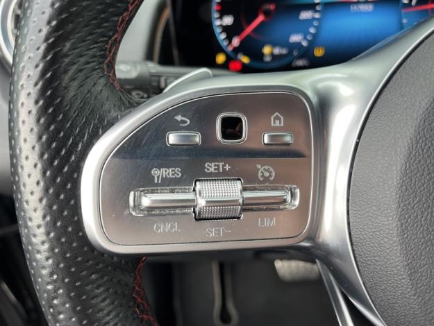 MERCEDES-BENZ GLB 200 d AMG Line  