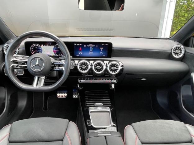 MERCEDES-BENZ Classe A 200 d AMG Line  