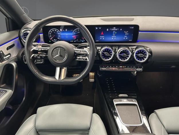 MERCEDES-BENZ A-Klasse A 180 AMG Line