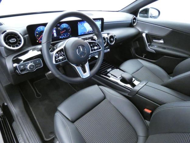 MERCEDES-BENZ CLA Coupé CLA 200 Coupé Progressive Line  