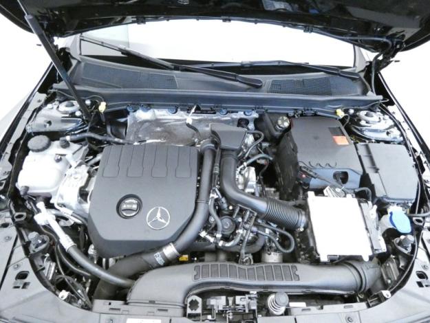 MERCEDES-BENZ CLA Coupé CLA 200 Coupé Progressive Line  