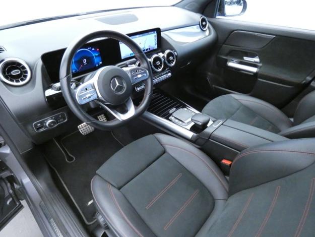 MERCEDES-BENZ GLA 200 d AMG Line  