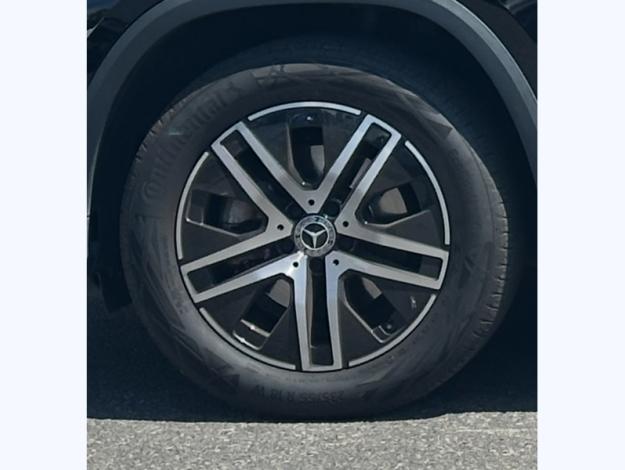 MERCEDES-BENZ GLA 200 Progressive Line  