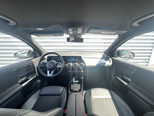 MERCEDES-BENZ GLA 200 Progressive Line  