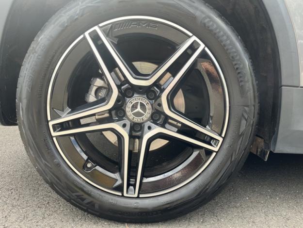 MERCEDES-BENZ GLA 200 d AMG Line  