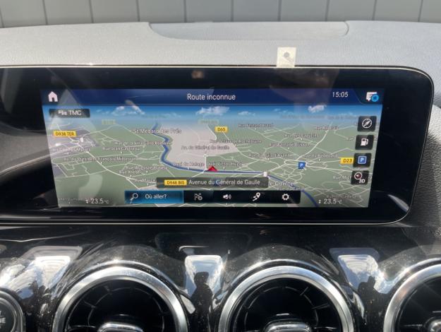 MERCEDES-BENZ GLA 200 d AMG Line  