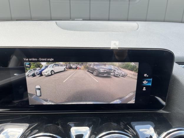 MERCEDES-BENZ GLA 200 d AMG Line  
