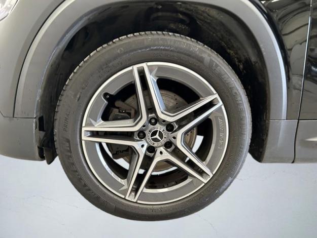 MERCEDES-BENZ GLB 200 d AMG Line  7 places