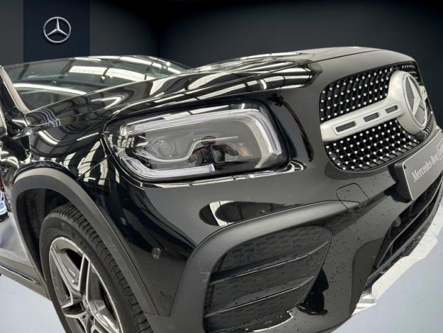 MERCEDES-BENZ GLB 200 d AMG Line  7 places