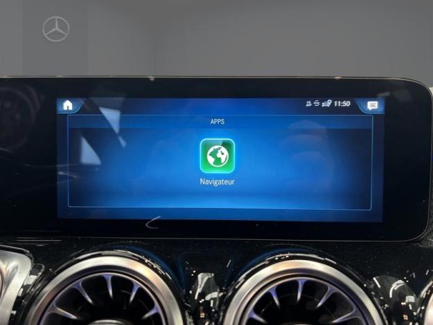 MERCEDES-BENZ GLB 200 d AMG Line  7 places