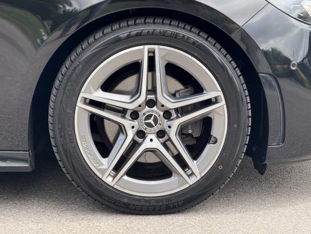 MERCEDES-BENZ Classe B 180 d AMG Line Edition  