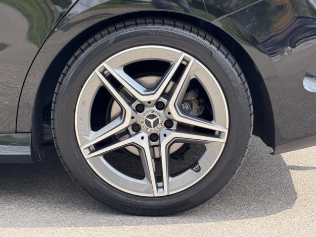 MERCEDES-BENZ Classe B 180 d AMG Line Edition  