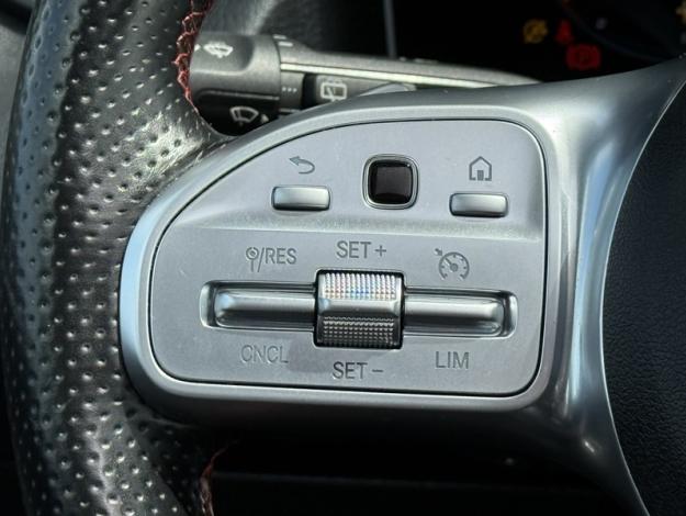 MERCEDES-BENZ Classe B 180 d AMG Line Edition  