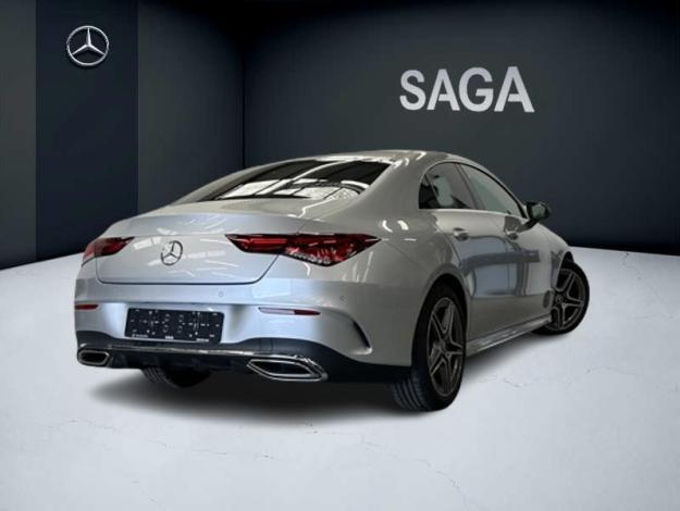 MERCEDES-BENZ CLA 180 d Coupé AMG Line Pano  