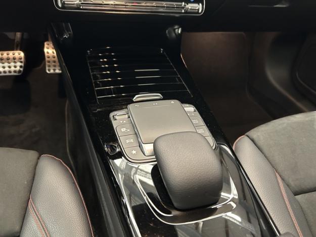MERCEDES-BENZ CLA-Klasse CLA 180 d Business Solution