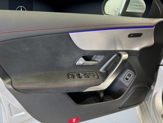 MERCEDES-BENZ CLA-Klasse CLA 180 d Business Solution
