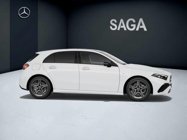 MERCEDES-BENZ A 250 e  AMG Line