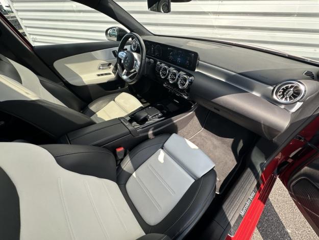 MERCEDES-BENZ Classe A 250 e AMG Line  