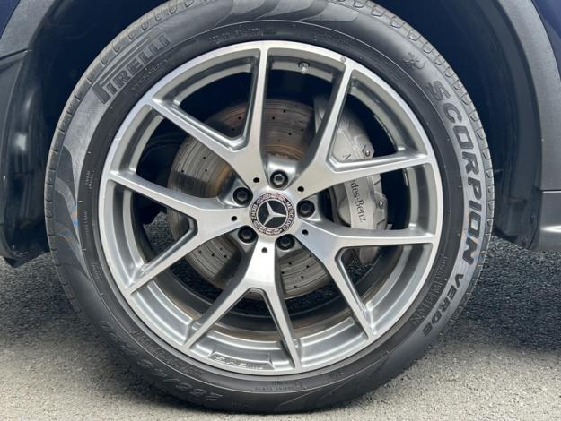 MERCEDES-BENZ GLC SUV GLC 300e 4MATIC SUV AMG Line  