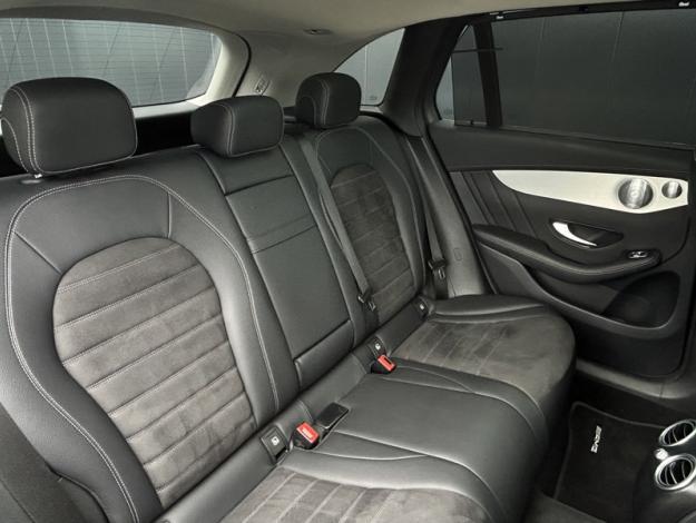 MERCEDES-BENZ GLC SUV GLC 300e 4MATIC SUV AMG Line  
