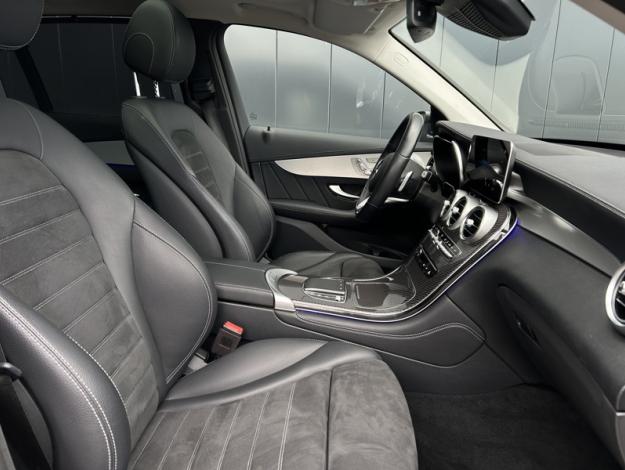 MERCEDES-BENZ GLC SUV GLC 300e 4MATIC SUV AMG Line  