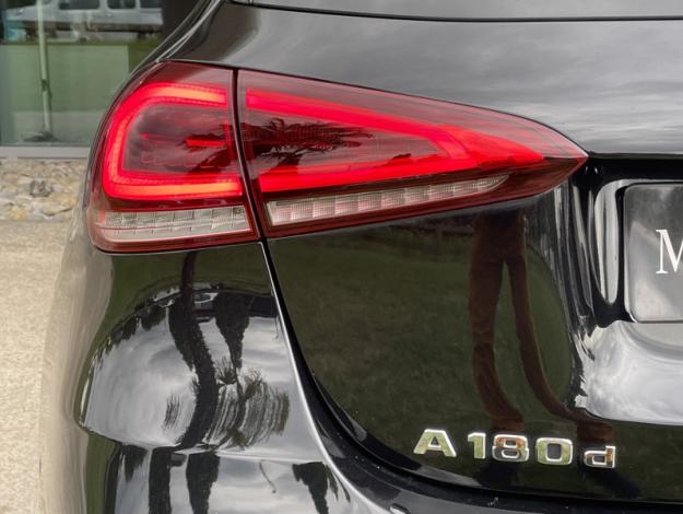 MERCEDES-BENZ Classe A 180 d 116ch AMG Line 8G-DCT  