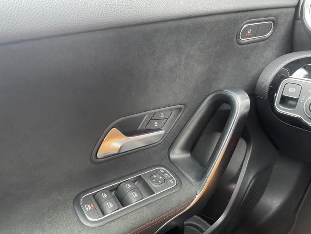 MERCEDES-BENZ Classe A 180 d 116ch AMG Line 8G-DCT  