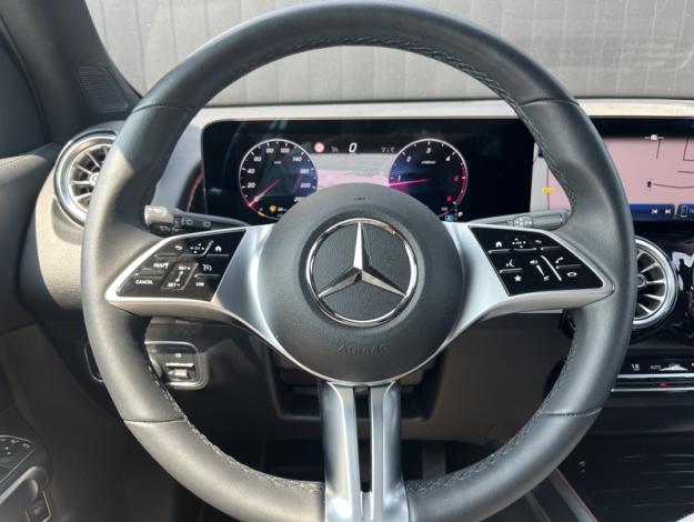 MERCEDES-BENZ GLB 200 d Progressive Line  