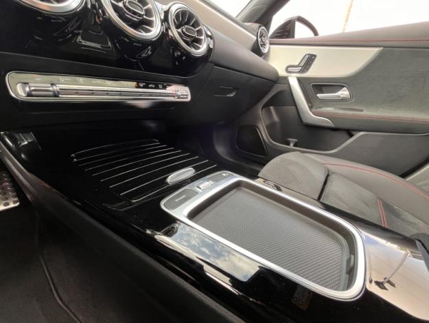 MERCEDES-BENZ CLA Coupé CLA 200 d Coupé AMG Line  