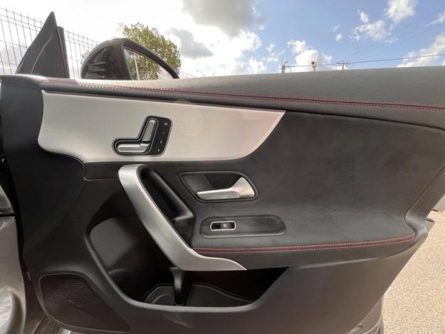 MERCEDES-BENZ CLA Coupé CLA 200 d Coupé AMG Line  
