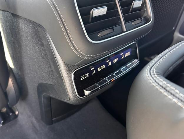 MERCEDES-BENZ GLS 450 d 4MATIC AMG Line - SAGA Huy (+32 85 23 69 00) 