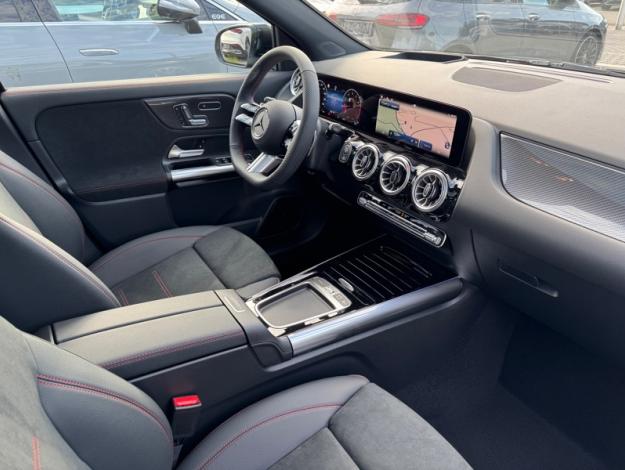 MERCEDES-BENZ GLA 180 Star Edition - SAGA Huy (+32 85 23 69 00) 