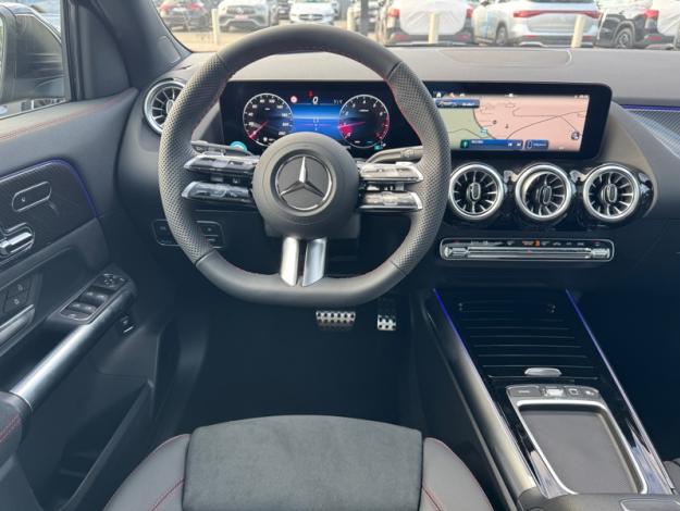MERCEDES-BENZ GLA 180 Star Edition - SAGA Huy (+32 85 23 69 00) 