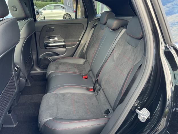 MERCEDES-BENZ GLA 180 Star Edition - SAGA Huy (+32 85 23 69 00) 