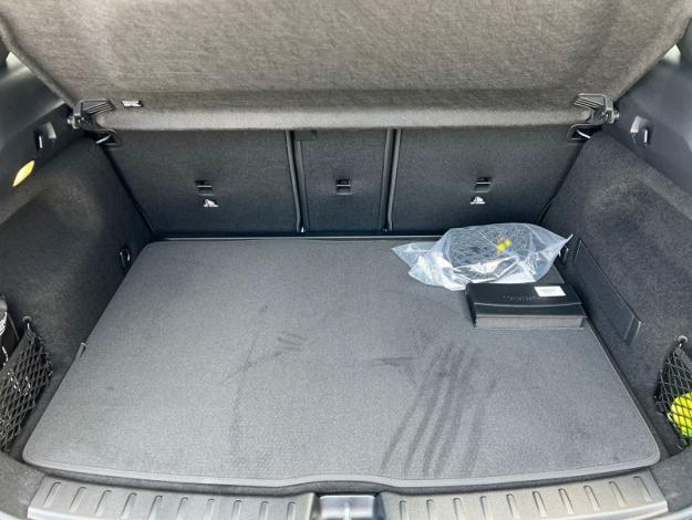 MERCEDES-BENZ GLA 180 Star Edition - SAGA Huy (+32 85 23 69 00) 