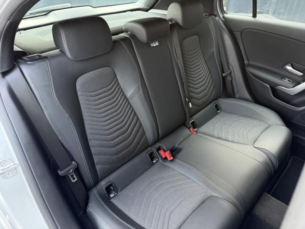 MERCEDES-BENZ Classe A 180 d Business Line  Classe A 180 d Business Line