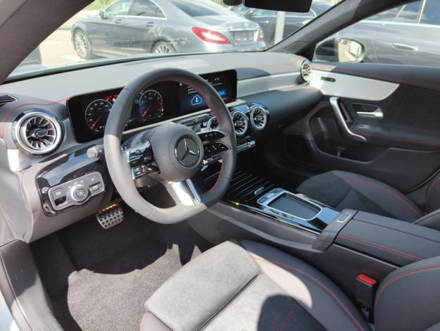 MERCEDES-BENZ CLA 180 Star Edition - Saga Huy  