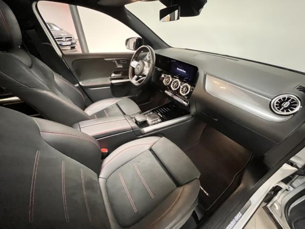 MERCEDES-BENZ GLA 200 AMG Line  GLA 200 AMG Line