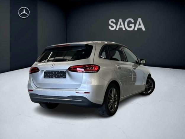 MERCEDES-BENZ B-Klasse B 180 Launch Edition