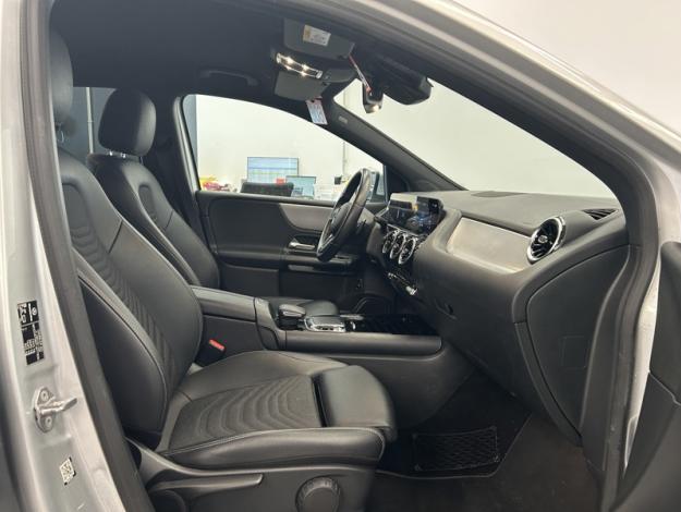 MERCEDES-BENZ B-Klasse B 180 Launch Edition