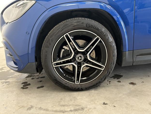 MERCEDES-BENZ GLA 180 AMG Line  