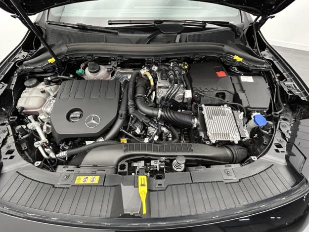 MERCEDES-BENZ GLA 250 e Progressive Line Pack Progressive 