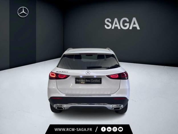 MERCEDES-BENZ GLA 250 e Progressive Line  