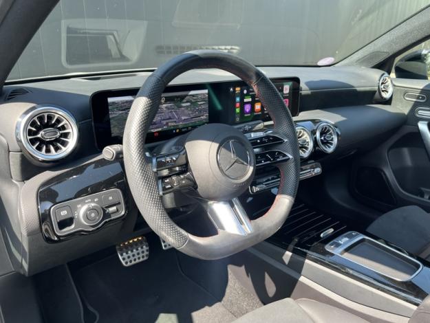 MERCEDES-BENZ Classe A 180 AMG Line  