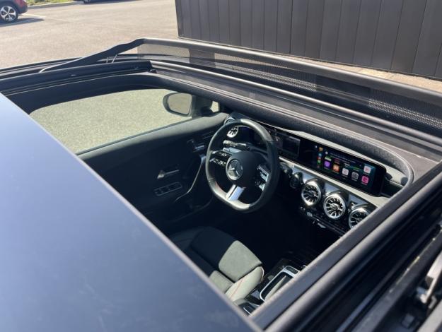 MERCEDES-BENZ Classe A 180 AMG Line  