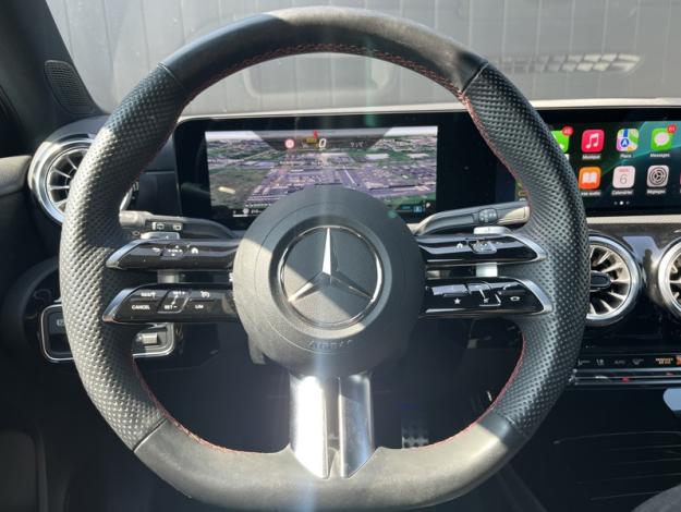 MERCEDES-BENZ Classe A 180 AMG Line  