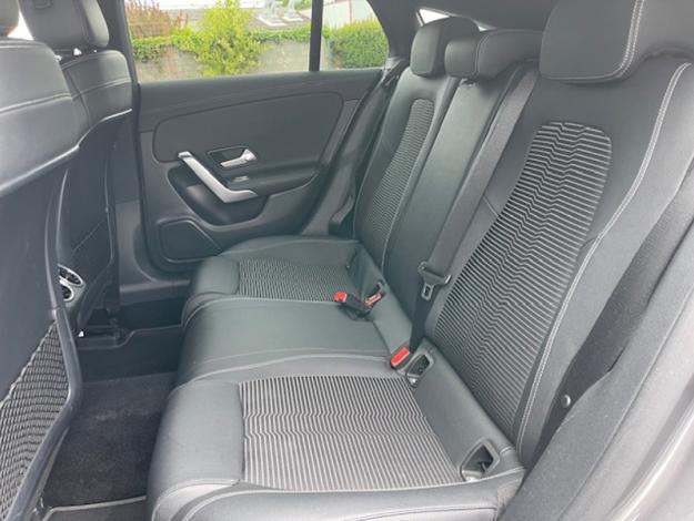 MERCEDES-BENZ CLA Shooting Brake CLA 180 d Shooting Brake Business Line  
