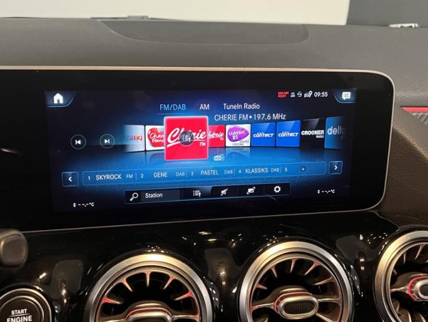 MERCEDES-BENZ Classe B 180 d AMG Line Edition  
